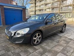 Grijs Gebruikt 2011 Volvo V60 R-Design Stationwagen | € 4.300 (Super prijs)