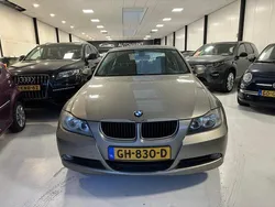 Bruin, metallic lak Gebruikt 2007 BMW 318 Sedan | € 4.950 (Eerlijke prijs)