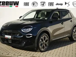 Zwart Gebruikt 2025 Fiat 600 La Prima SUV | € 32.900 (Eerlijke prijs)