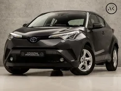 Grijs, metallic lak Gebruikt 2019 Toyota C-HR Active SUV | € 17.945 (Eerlijke prijs)
