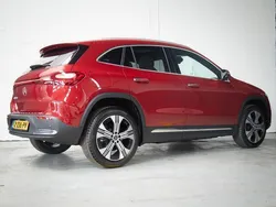 Rood Gebruikt 2024 Mercedes EQA250+ Luxury SUV | € 43.450 (Goede deal)