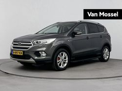Grijs Gebruikt 2020 Ford Kuga Titanium SUV | € 23.435 (Eerlijke prijs)