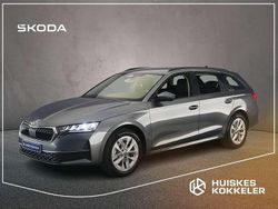 Grijs Nieuw 2025 Skoda Octavia Business Line Stationwagen | € 44.138 (Eerlijke prijs)