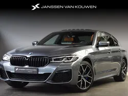 Grijs Gebruikt 2021 BMW 530e Executive Sedan | € 40.885 (Iets duurder)