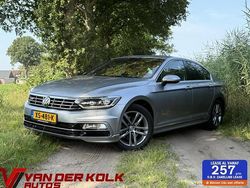 Grijs Gebruikt 2019 VW Passat R-line Sedan | € 13.885 (Super prijs)