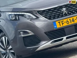 Grijs Gebruikt 2018 Peugeot 5008 GT-line MPV | € 14.925 (Eerlijke prijs)