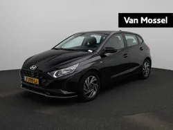 Zwart Gebruikt 2024 Hyundai i20 Comfort Hatchback | € 20.440 (Eerlijke prijs)
