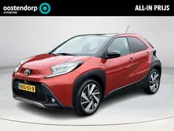 Rood Gebruikt 2022 Toyota Aygo Envy Hatchback | € 20.945 (Eerlijke prijs)