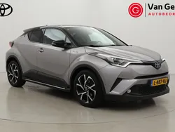 Grijs Gebruikt 2017 Toyota C-HR SUV | € 19.499 (Eerlijke prijs)