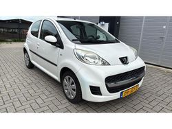 Wit Gebruikt 2009 Peugeot 107 Hatchback | € 2.945 (Iets duurder)