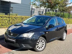Zwart, metallic lak Gebruikt 2014 Seat Ibiza Style Hatchback | € 7.495 (Eerlijke prijs)