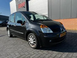 Zwart Gebruikt 2005 Renault Modus Dynamique MPV | € 1.350 (Eerlijke prijs)