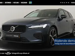 Blauw Gebruikt 2025 Volvo V60 Plus Stationwagen | € 57.890