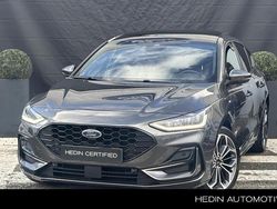 Grijs Gebruikt 2022 Ford Focus ST-Line X Hatchback | € 24.945 (Iets duurder)