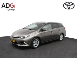 Grijs Gebruikt 2016 Toyota Auris Touring Sports Business Edition Stationwagen | € 16.450 (Eerlijke prijs)