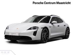 Wit Gebruikt 2024 Porsche Taycan Sport Turismo Sedan | € 87.750 (Eerlijke prijs)