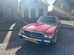 Rood Gebruikt 1987 Mercedes 560 | € 19.900