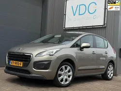 Grijs Gebruikt 2016 Peugeot 3008 Access MPV | € 8.750 (Super prijs)