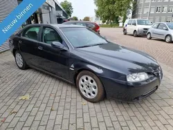 Zwart, metallic lak Gebruikt 2003 Alfa Romeo 166 Progression Sedan | € 1.999