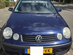 Blauw Gebruikt 2004 VW Polo Comfortline Hatchback | € 1.750 (Iets duurder)
