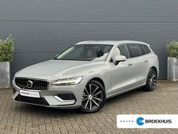 Grijs Gebruikt 2025 Volvo V60 Stationwagen | € 42.895 (Eerlijke prijs)