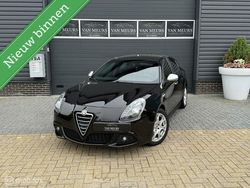Zwart Gebruikt 2013 Alfa Romeo Giulietta Business Hatchback | € 6.450 (Eerlijke prijs)