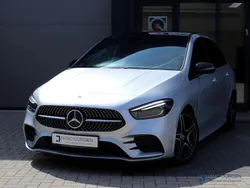 Zilver Gebruikt 2022 Mercedes B180 AMG MPV | € 33.850 (Iets duurder)
