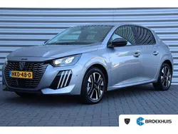 Grijs, metallic lak Gebruikt 2024 Peugeot 208 Allure Hatchback | € 19.400 (Eerlijke prijs)