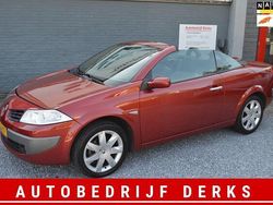 Rood Gebruikt 2006 Renault Mégane Cabriolet Cabriolet | € 4.250 (Iets duurder)