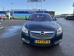 Blauw Gebruikt 2010 Opel Insignia Cosmo MPV | € 4.750 (Eerlijke prijs)