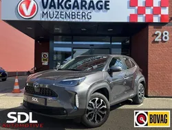 Grijs, metallic lak Gebruikt 2023 Toyota Yaris Cross SUV | € 26.945 (Goede deal)