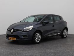 Grijs Gebruikt 2017 Renault Clio IV Intens Hatchback | € 9.900 (Goede deal)