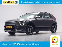 Grijs Gebruikt 2023 Kia Niro SUV | € 27.445 (Super prijs)