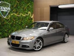 Grijs (metallic) Gebruikt 2012 BMW 318 M Sport Sedan | € 7.990 (Iets duurder)