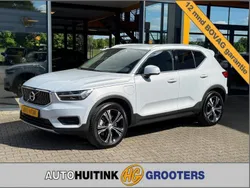 Grijs Gebruikt 2022 Volvo XC40 Inscription SUV | € 32.895 (Goede deal)