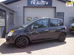 Zwart Gebruikt 2005 Renault Modus Luxe MPV | € 3.450 (Eerlijke prijs)
