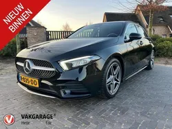 Zwart, metallic lak Gebruikt 2020 Mercedes A180 Business Hatchback | € 21.995 (Goede deal)