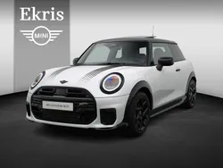 Wit Gebruikt 2025 Mini Cooper Hatchback | € 38.950