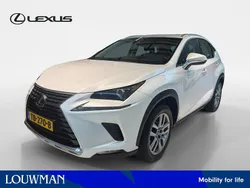 Wit Gebruikt 2018 Lexus NX300h Business Edition SUV | € 33.950 (Iets duurder)