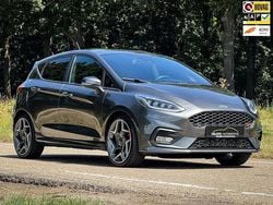 Grijs Gebruikt 2019 Ford Fiesta ST Hatchback | € 19.899 (Eerlijke prijs)