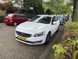 Gebruikt 2013 Volvo V60 R-Design Stationwagen | € 11.999 (Goede deal)