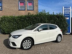 Wit Gebruikt 2023 Seat Ibiza Style Hatchback | € 14.995 (Goede deal)