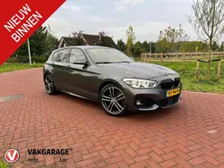 Grijs Gebruikt 2018 BMW 118 Executive Hatchback | € 21.490 (Duur)