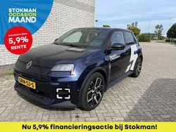Blauw Gebruikt 2024 Renault R5 Komfort Hatchback | € 33.500 (Eerlijke prijs)
