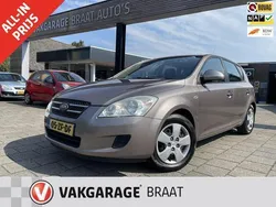 Beige Gebruikt 2008 Kia Ceed Hatchback | € 3.450 (Eerlijke prijs)