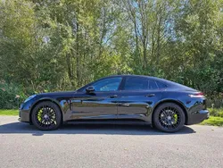 Zwart Gebruikt 2020 Porsche Panamera Sedan | € 89.500 (Duur)