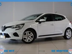 Wit Gebruikt 2021 Renault Clio V Zen Hatchback | € 13.949 (Goede deal)