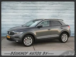 Grijs Gebruikt 2020 VW T-Roc Sport SUV | € 23.950 (Eerlijke prijs)