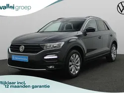 Grijs Gebruikt 2019 VW T-Roc Style SUV | € 21.950 (Eerlijke prijs)