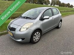 Grijs Gebruikt 2006 Toyota Yaris Sol Hatchback | € 2.950 (Eerlijke prijs)